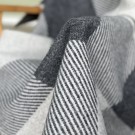 Halvpledd Gneis Svart thumbnail