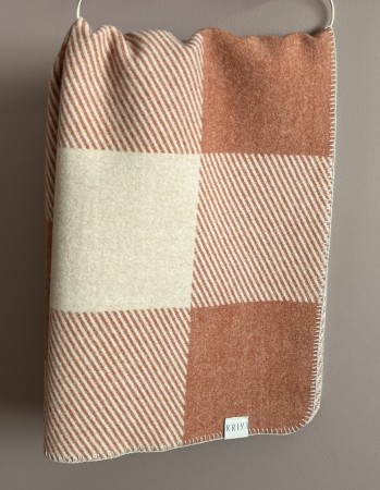 Halvpledd Gneis Rust