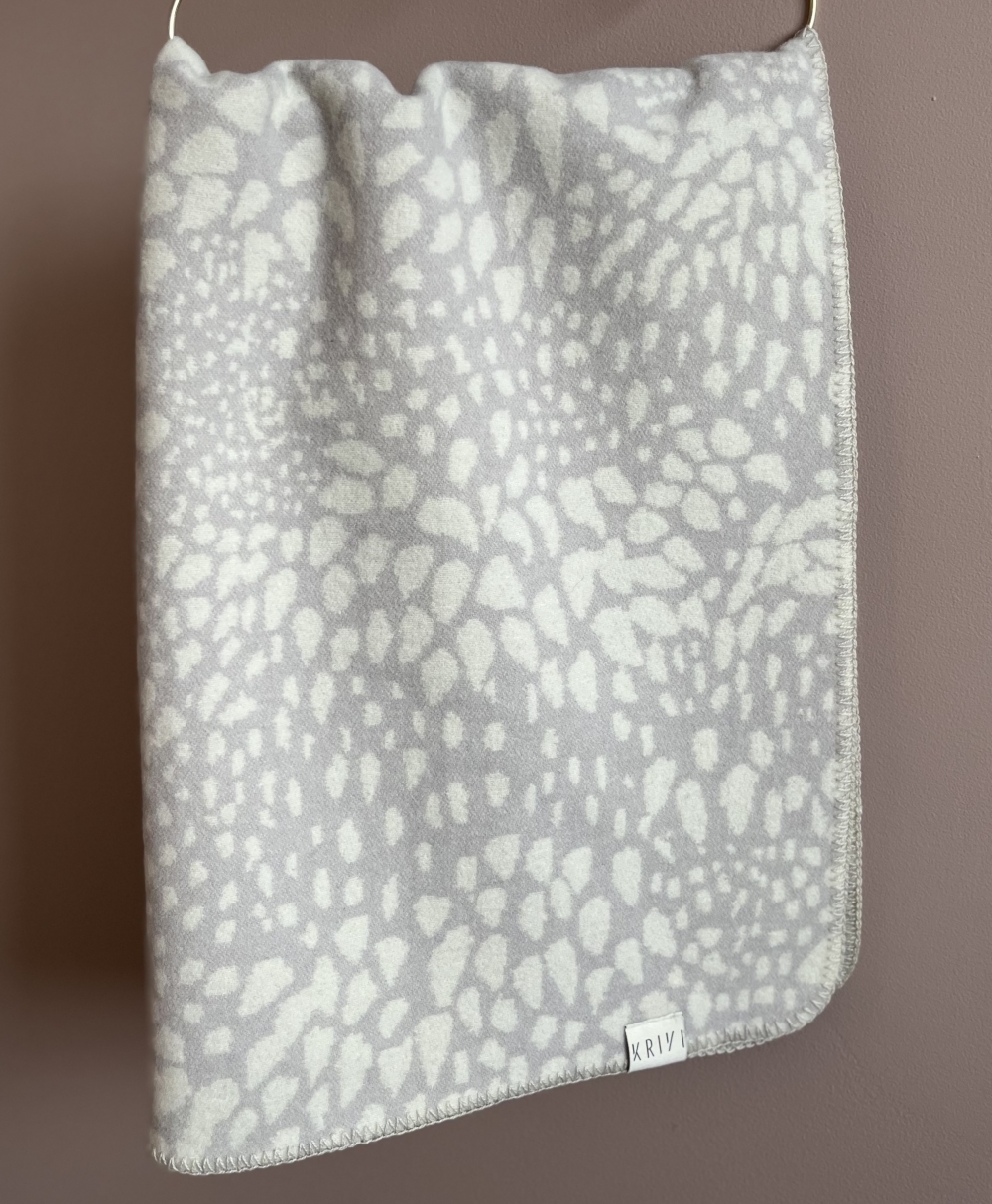 Pledd i 100% ull
100x140 cm